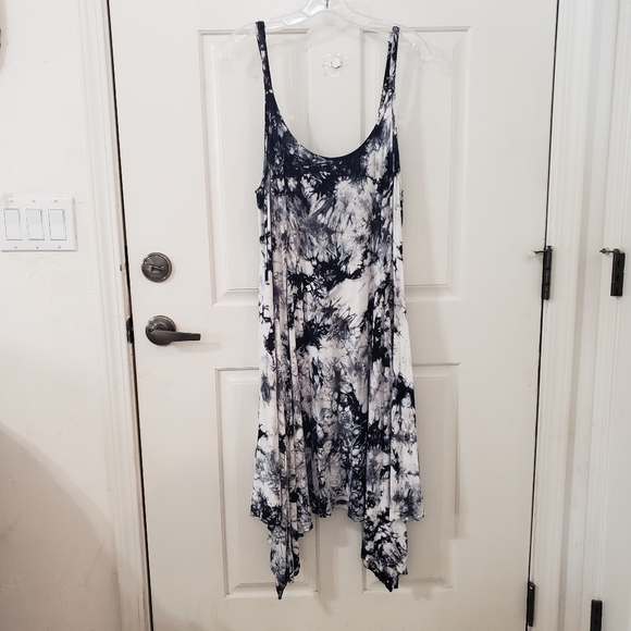 Torrid Black, Gray and White Tye-dye Asymmetrical Sundress - Picture 1 of 6